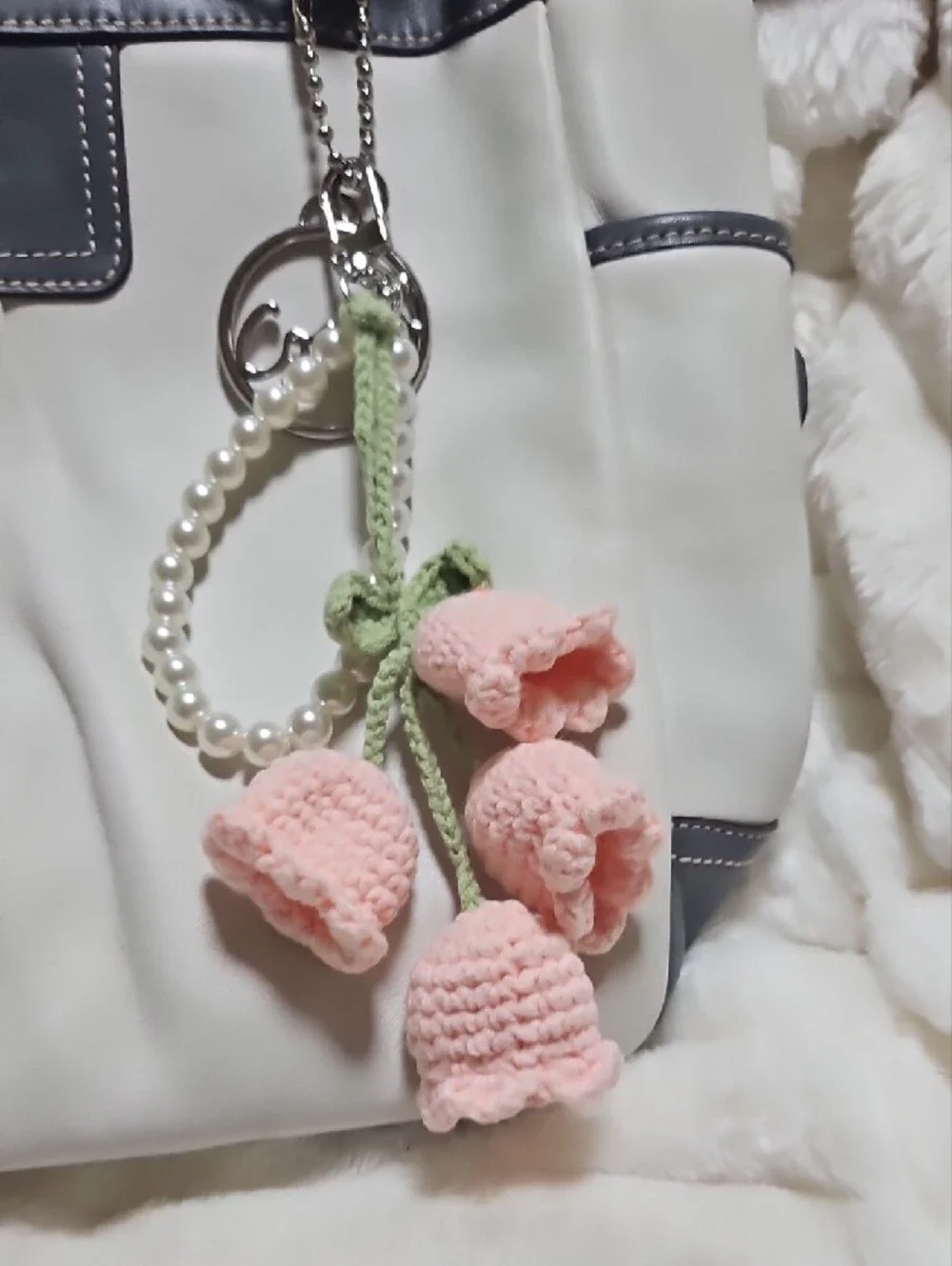 Source Unknown Pink Crochet Bell Flower Keychain with Green Stem and Pearl Beads